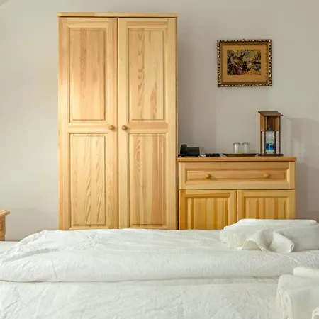 Rokaberc Vadaszhaz 3* Erdőbénye