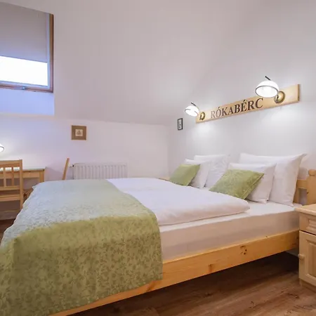 Rokaberc Vadaszhaz Hotell