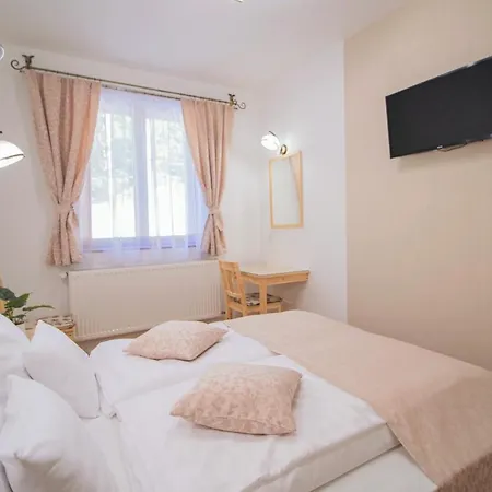 Rokaberc Vadaszhaz Hotell Erdőbénye