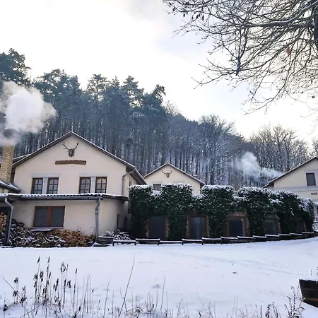 Rokaberc Vadaszhaz Hotell 3*