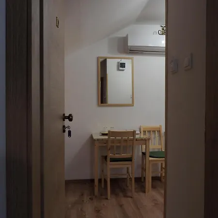 Hotell Rokaberc Vadaszhaz