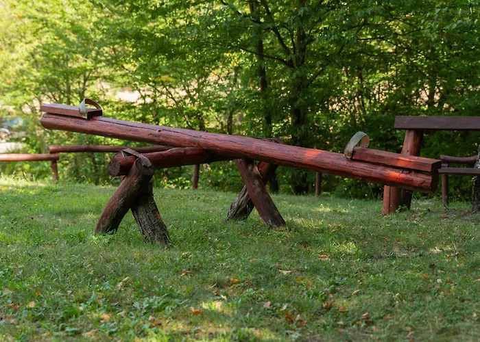 Rokaberc Vadaszhaz Эрдёбенье